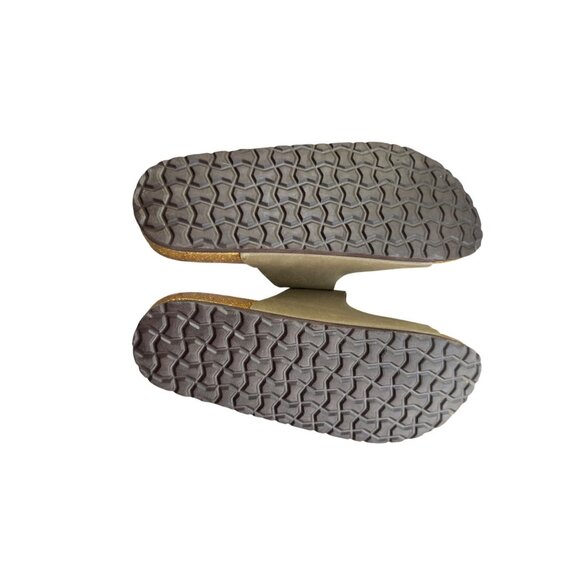 Cushionaire Lane Women's 8.5M Beige Buckle Cork Footbed Sandals Comfort - Picture 8 of 10